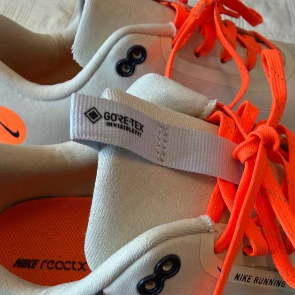 Nike Men’s White Sneakers with Neon Orange Laces - Picture 5 of 16